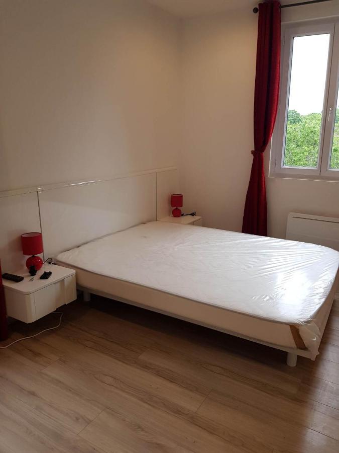 05 - Tres Joli 3 Pieces Neuf 2 Chambres, Logement Tout Equipe Pour 1 A 4 Personnes Maximum, Vue Sur Jardin Avec Parking Privatif, Grand Fourgon Possible, Tout Le Linge De Maison Est Fourni Annesse-et-Beaulieu Ngoại thất bức ảnh